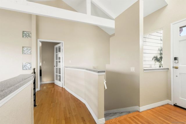 1084 Johnson Ave, San Diego, CA 92103