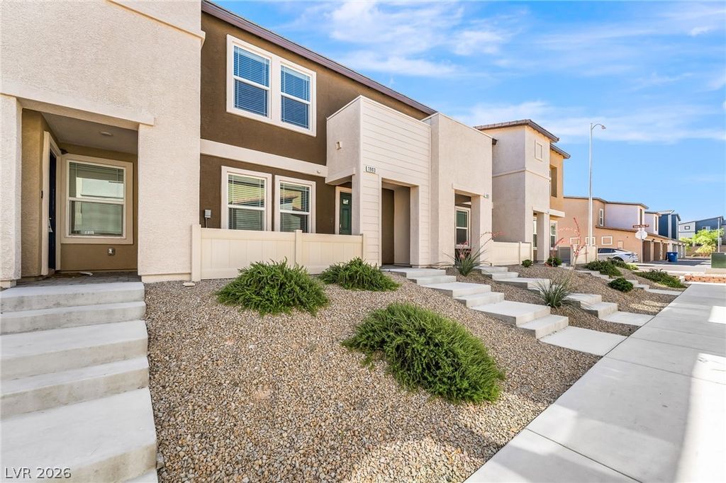 1903 Omaggio Vista Street, Henderson, NV 89044