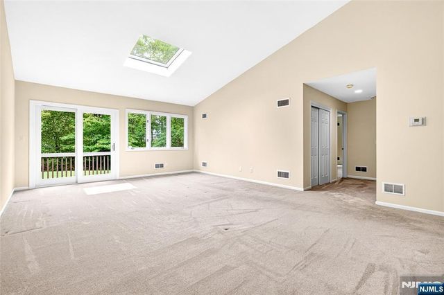 23 Peach Hill Court, Ramsey, NJ 07446