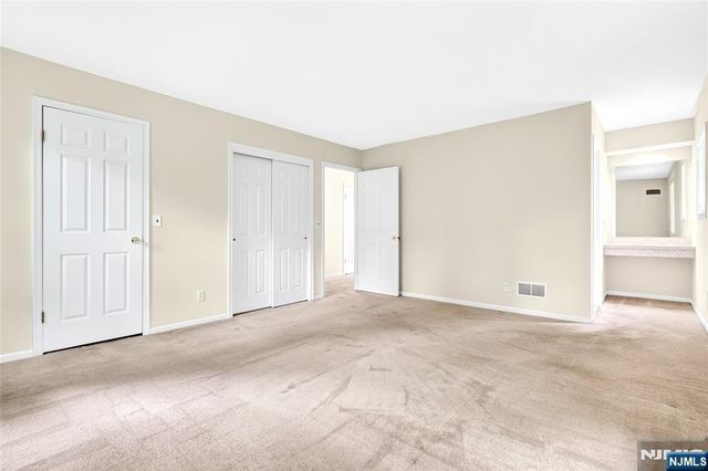 23 Peach Hill Court, Ramsey, NJ 07446