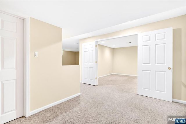23 Peach Hill Court, Ramsey, NJ 07446