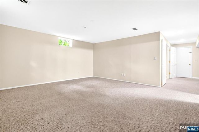 23 Peach Hill Court, Ramsey, NJ 07446