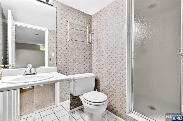 23 Peach Hill Court, Ramsey, NJ 07446