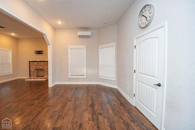 1234 S Main, Jonesboro, AR 72401