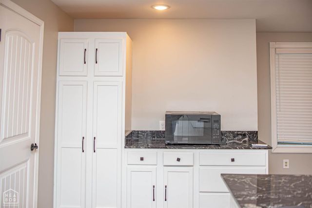 1234 S Main, Jonesboro, AR 72401