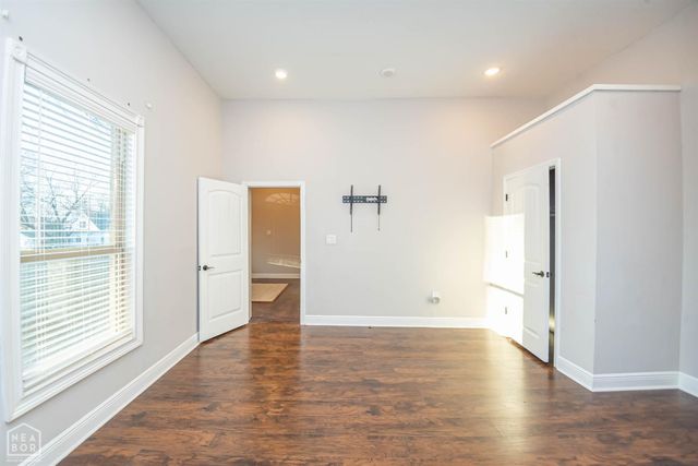 1234 S Main, Jonesboro, AR 72401