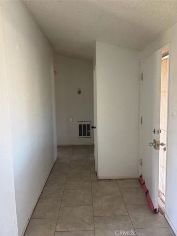 21024 79th, California City, CA 93505