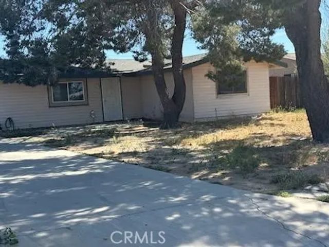 21024 79th, California City, CA 93505