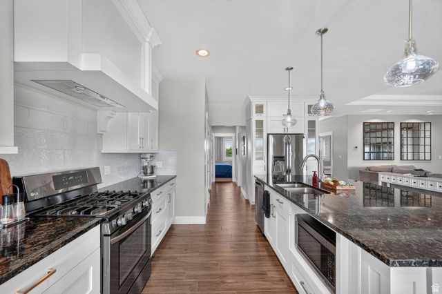 3559 S 2000 W, Syracuse, UT 84075