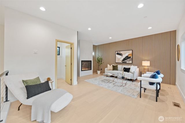 15908 12th Place W, Lynnwood, WA 98087