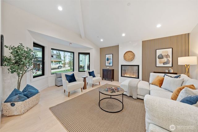 15908 12th Place W, Lynnwood, WA 98087