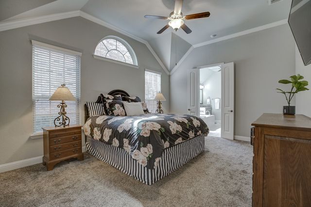 627 Bridgewater Street, Euless, TX 76039