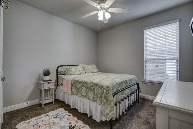 627 Bridgewater Street, Euless, TX 76039