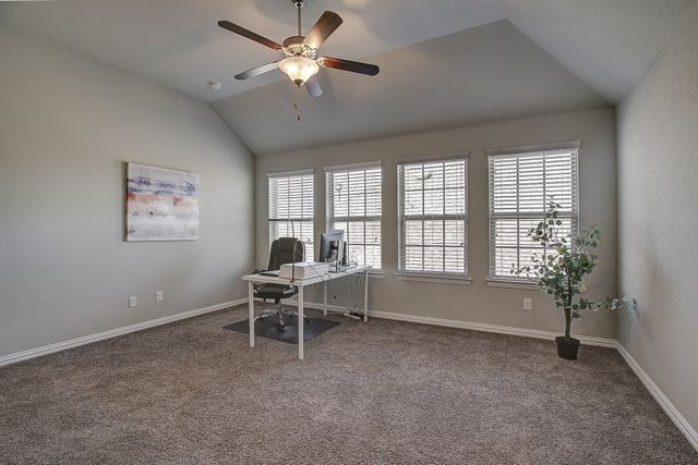 627 Bridgewater Street, Euless, TX 76039