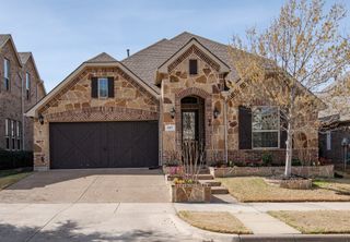 627 Bridgewater Street, Euless, TX 76039