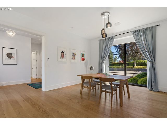 13799 ATWATER Ln, Lake Oswego, OR 97034