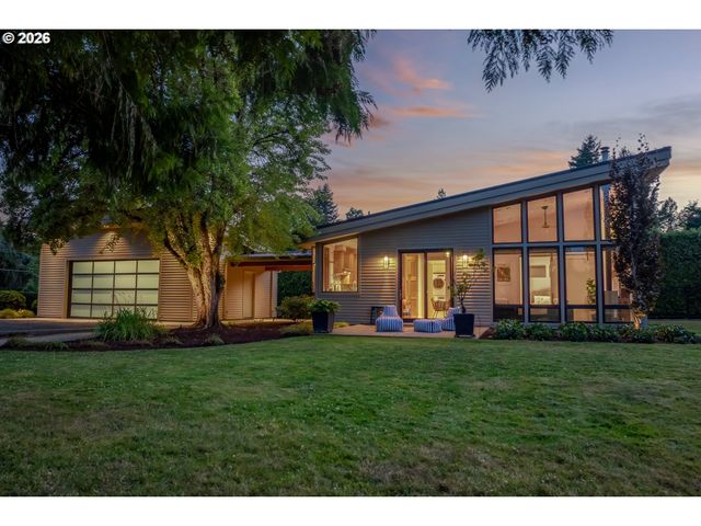13799 ATWATER Ln, Lake Oswego, OR 97034