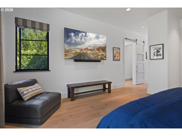 13799 ATWATER Ln, Lake Oswego, OR 97034