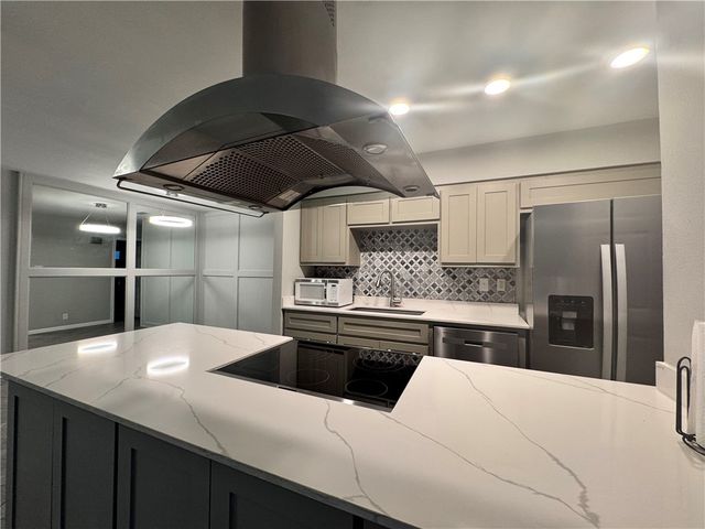 1927 Hidden Way, Corpus Christi, TX 78412