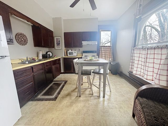 1200 20th Street, Rock Island, IL 61201