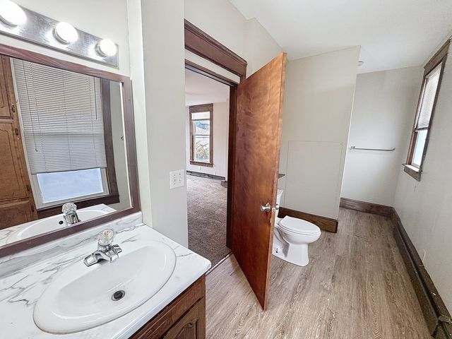 1200 20th Street, Rock Island, IL 61201