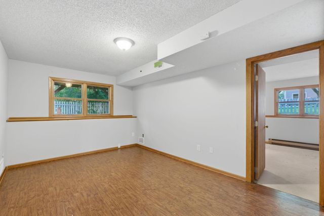 17609 Lorence Way, Eden Prairie, MN 55346