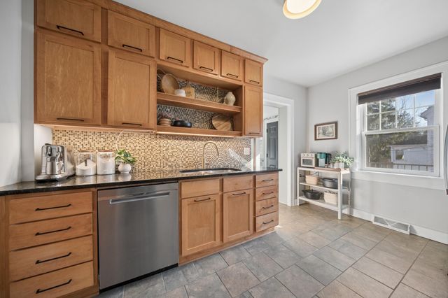 610 8th Avenue SW, Rochester, MN 55902