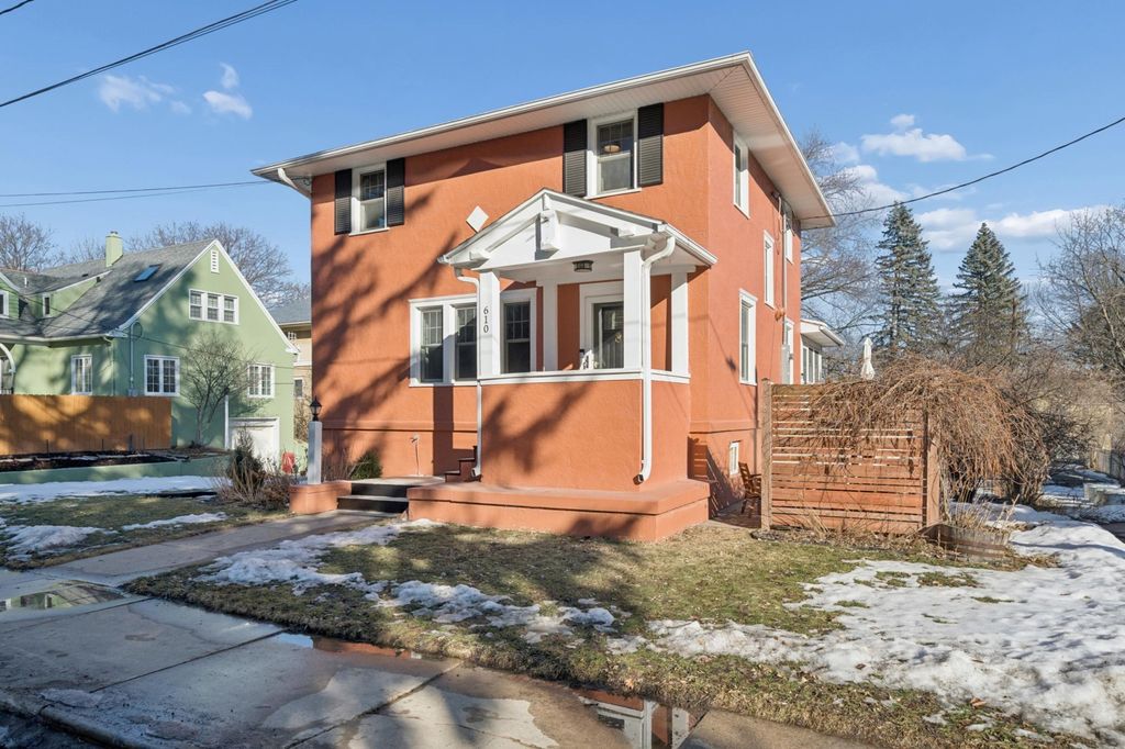 610 8th Avenue SW, Rochester, MN 55902