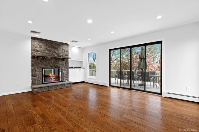 38 Westerly Lane, Thornwood, NY 10594