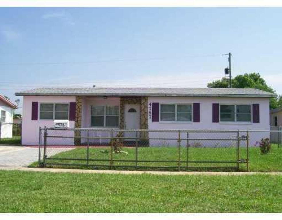 4787 TORTUGA Drive, West Palm Beach, FL 33407