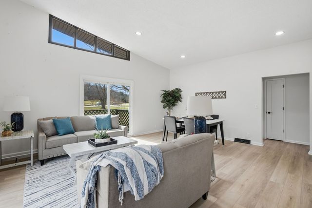 1258 US Highway 6, Coal Valley, IL 61240