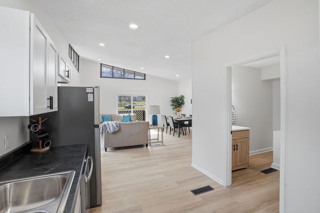 1258 US Highway 6, Coal Valley, IL 61240