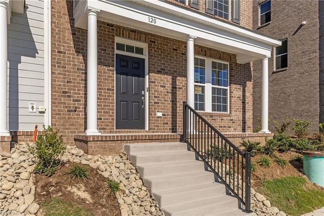 148 Freeman DR, Hampton, VA 23666