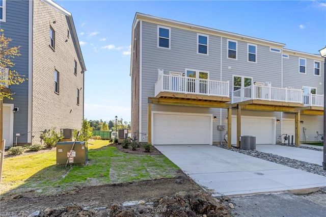 148 Freeman DR, Hampton, VA 23666