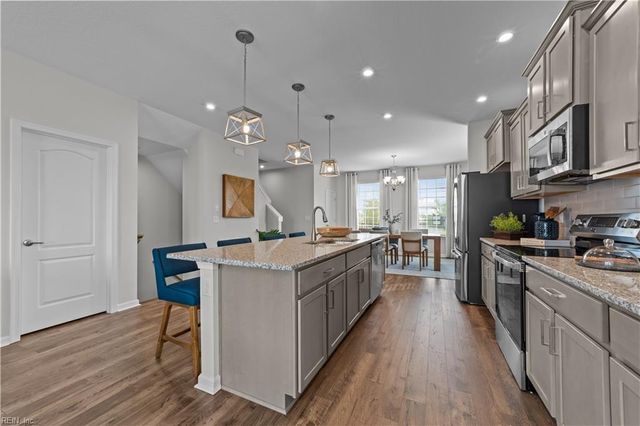 148 Freeman DR, Hampton, VA 23666