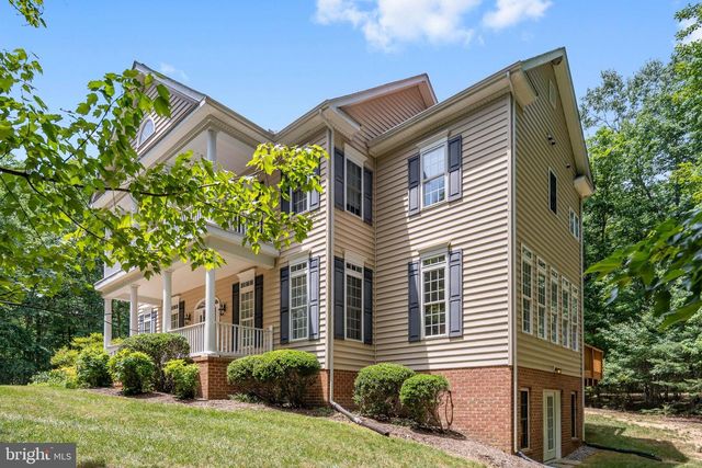 8622 LAROQUE RUN DR, Fredericksburg, VA 22407
