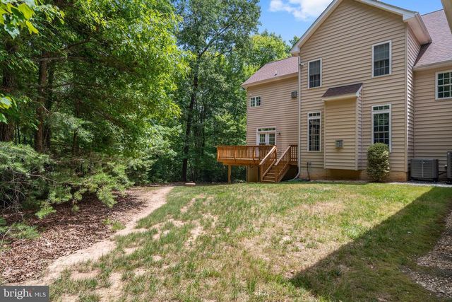 8622 LAROQUE RUN DR, Fredericksburg, VA 22407