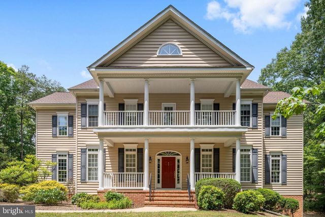 8622 LAROQUE RUN DR, Fredericksburg, VA 22407