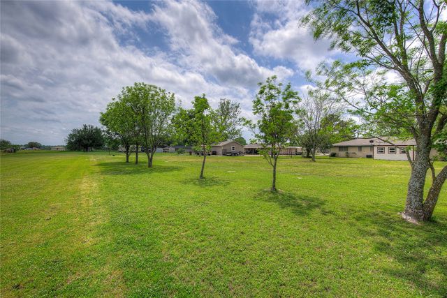 7007 State Highway 50, Commerce, TX 75428
