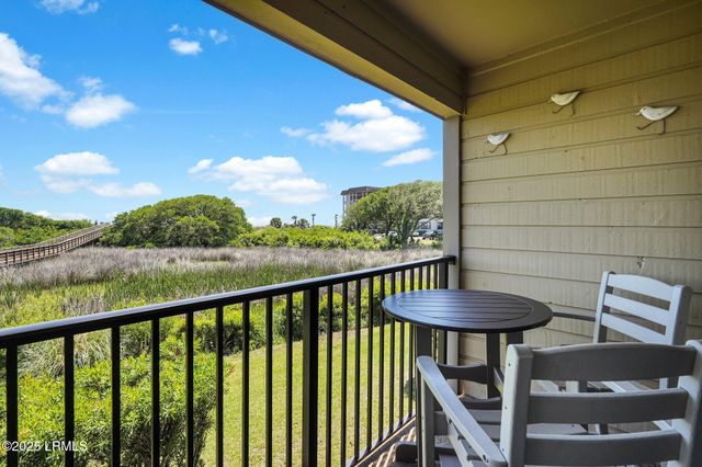 40 Folly Field Rd Apt A124, Hilton Head Island, SC 29928