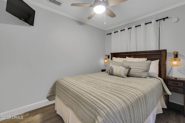 40 Folly Field Rd Apt A124, Hilton Head Island, SC 29928