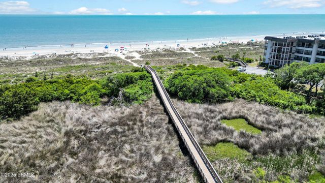 40 Folly Field Rd Apt A124, Hilton Head Island, SC 29928