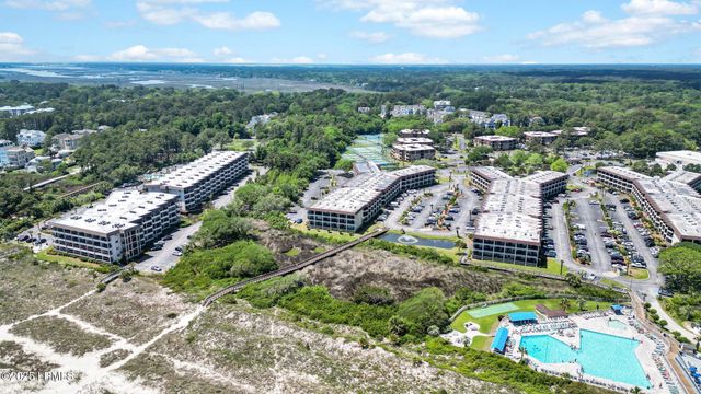 40 Folly Field Rd Apt A124, Hilton Head Island, SC 29928