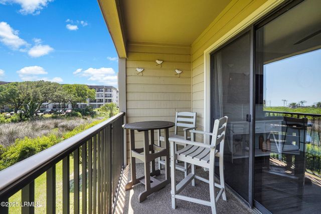 40 Folly Field Rd Apt A124, Hilton Head Island, SC 29928