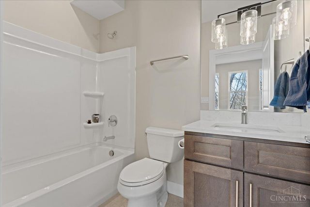 3906 Edwards Road, Cincinnati, OH 45209