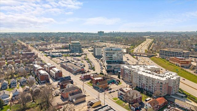 3906 Edwards Road, Cincinnati, OH 45209