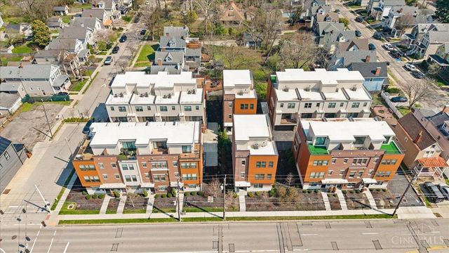 3906 Edwards Road, Cincinnati, OH 45209