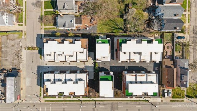 3906 Edwards Road, Cincinnati, OH 45209