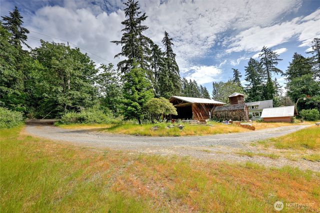 4469 NW Anderson Hill Road, Silverdale, WA 98383