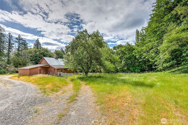 4469 NW Anderson Hill Road, Silverdale, WA 98383